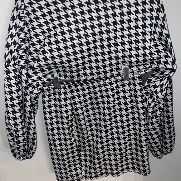 Houndstooth Skirt Set - Picture 4 of 4